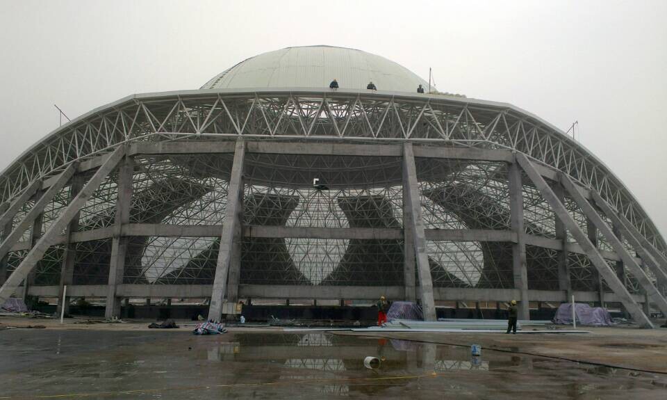 德宏温泉馆网架工程